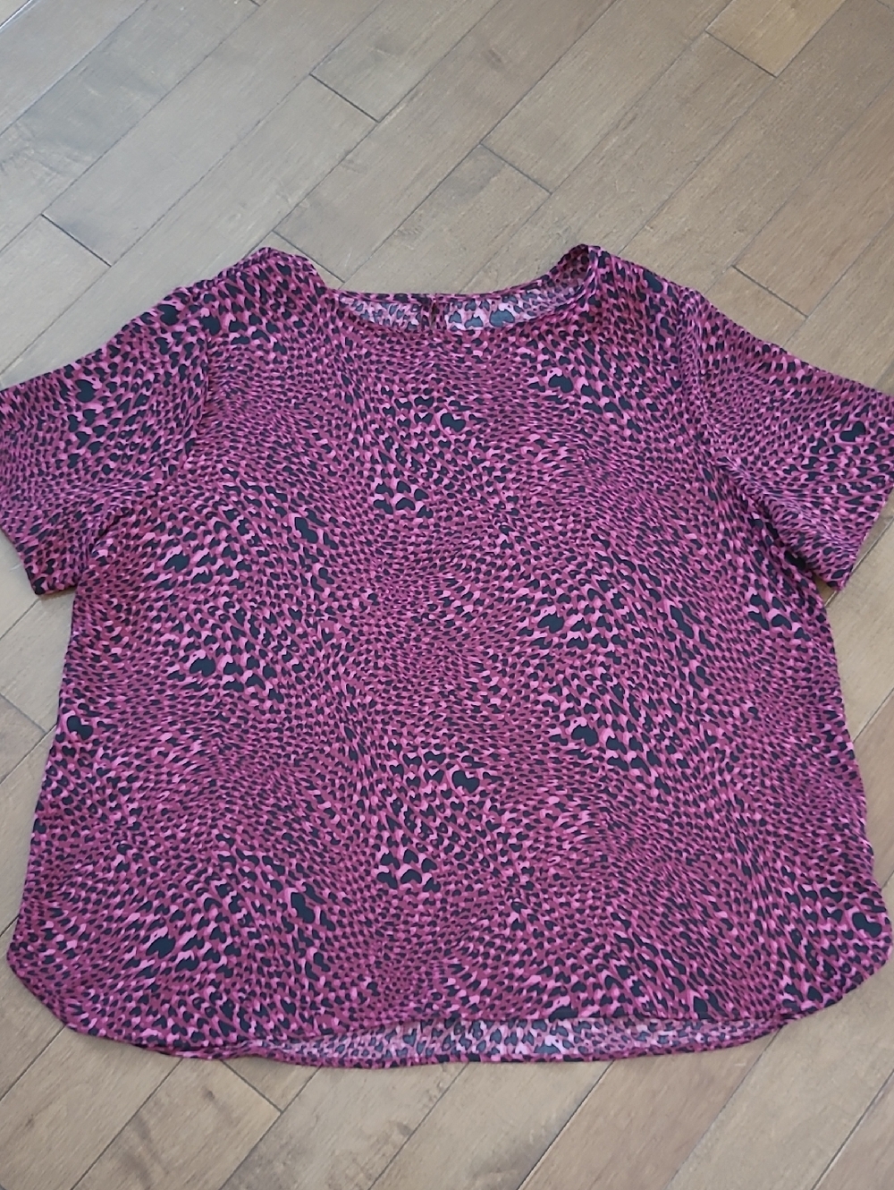 Women’s Pink Animal Print Short Sleeve Top 1X